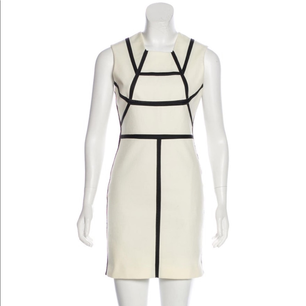 From the RUNWAY designer Robert Rodriguez - NEW